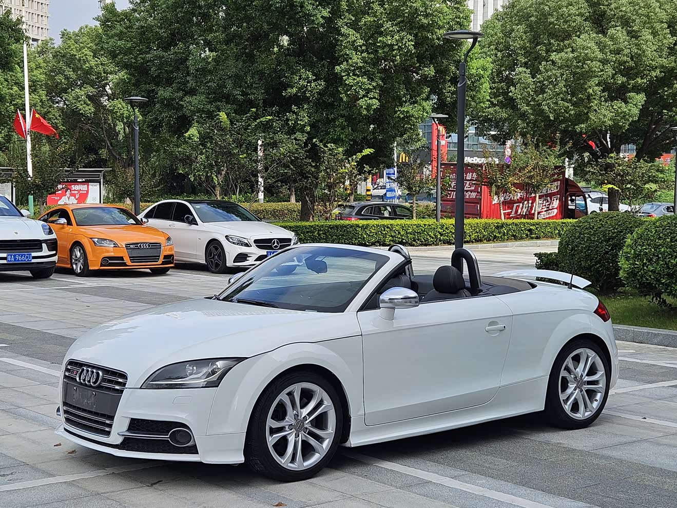 Audi TTS 2012 car image 