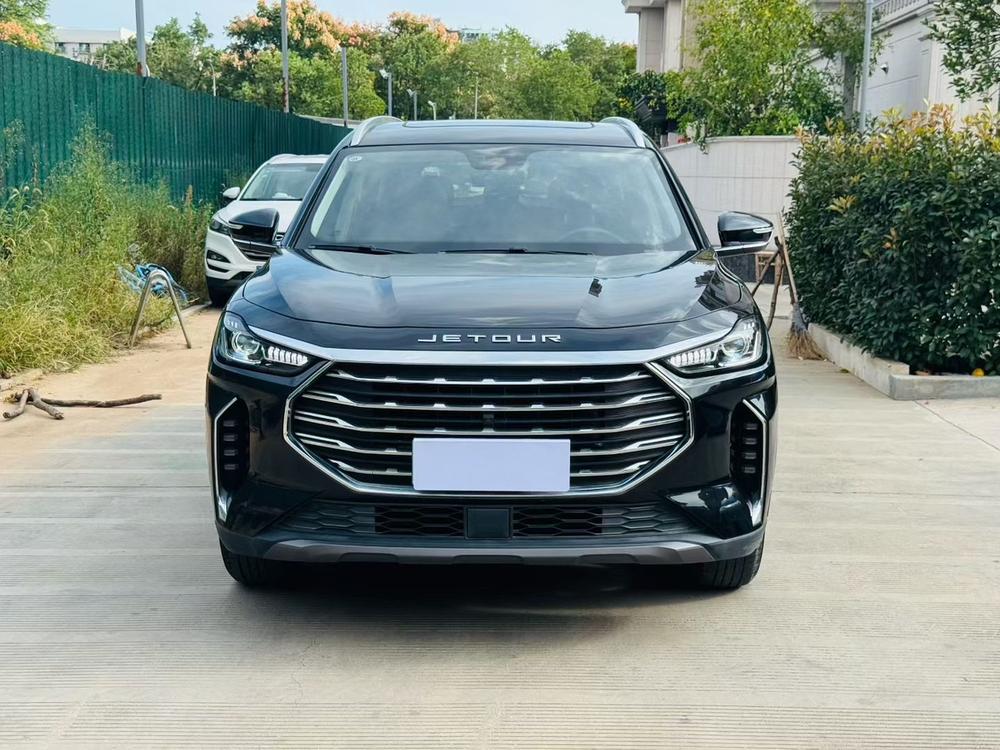 Jetour X70 PLUS 2022 car image #2