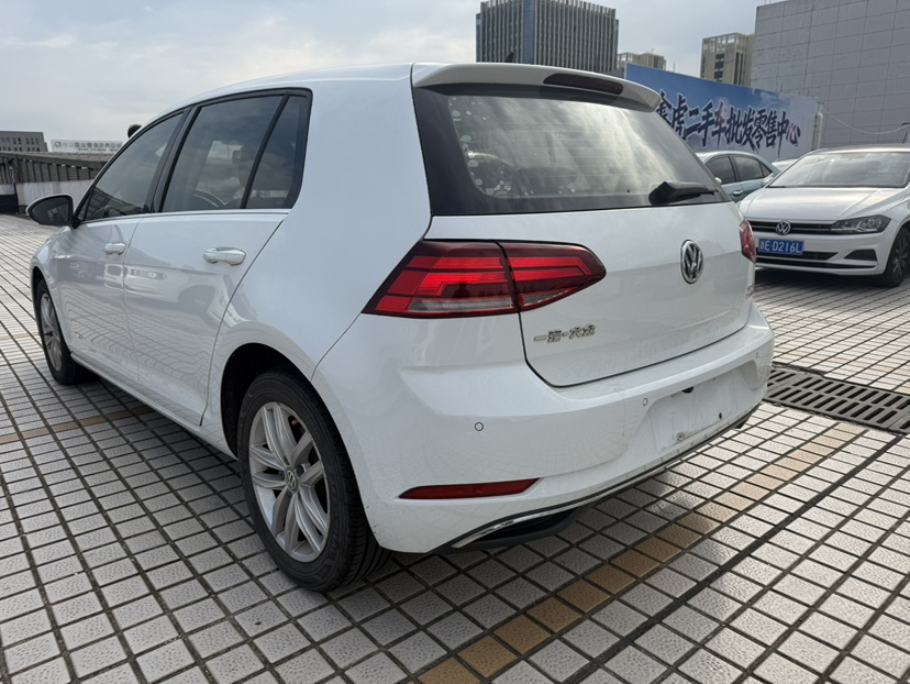 Volkswagen Golf 2019 #7 Volkswagen Golf 2019 car image #7