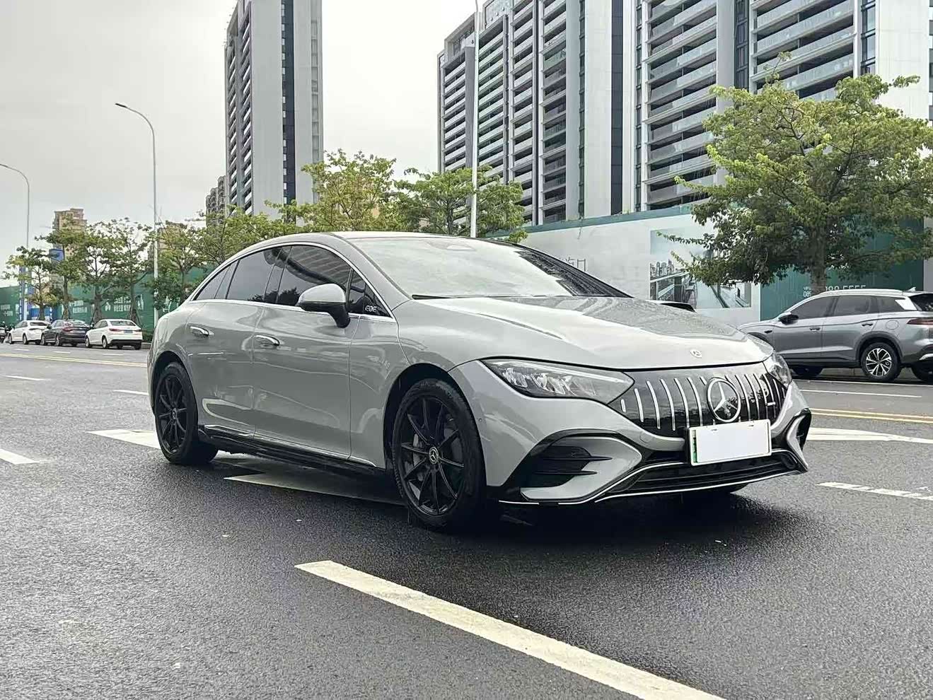 Mercedes-Benz EQE Class 2023 car image 