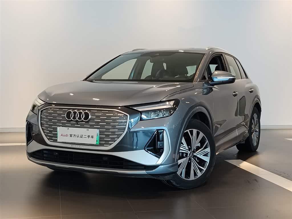 Audi Q4 e-tron 2024 immagine di auto 