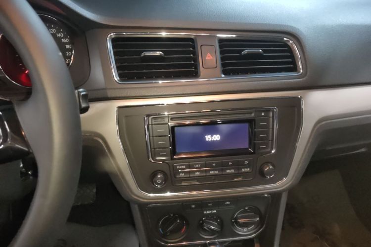Volkswagen Lavida 2015 car image #13