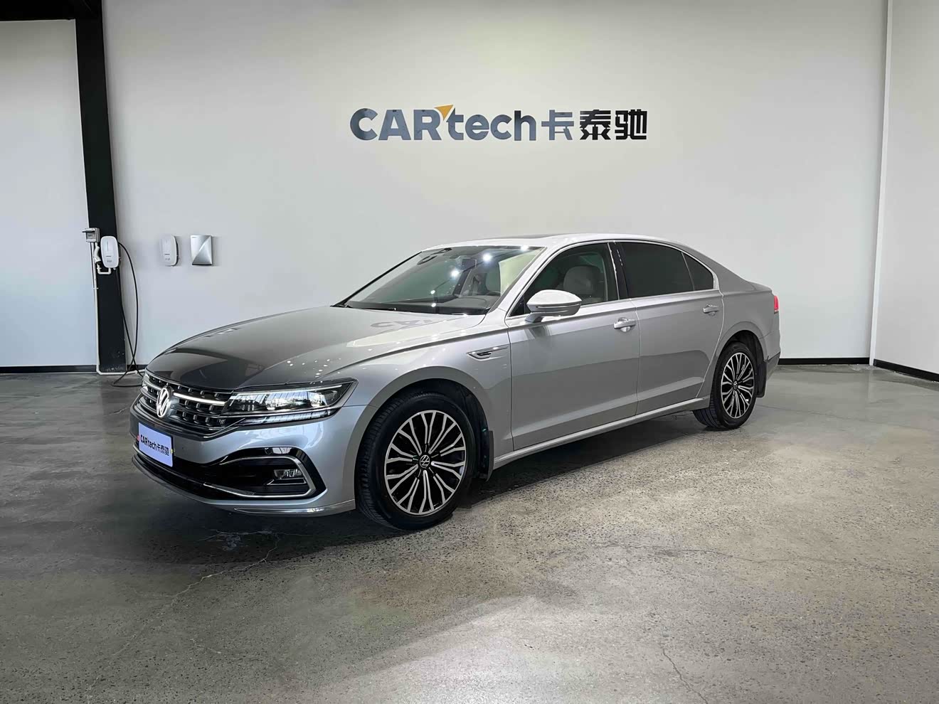 Volkswagen Phideon 2021 immagine di auto 