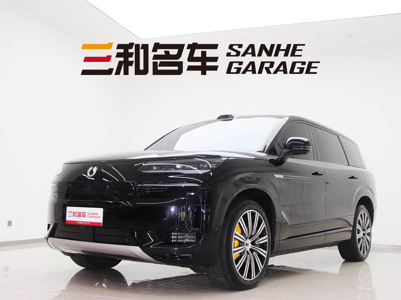 Denza N9 2025 car image 