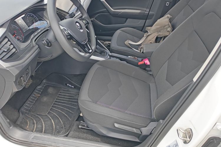 Volkswagen Polo 2022 car image #15