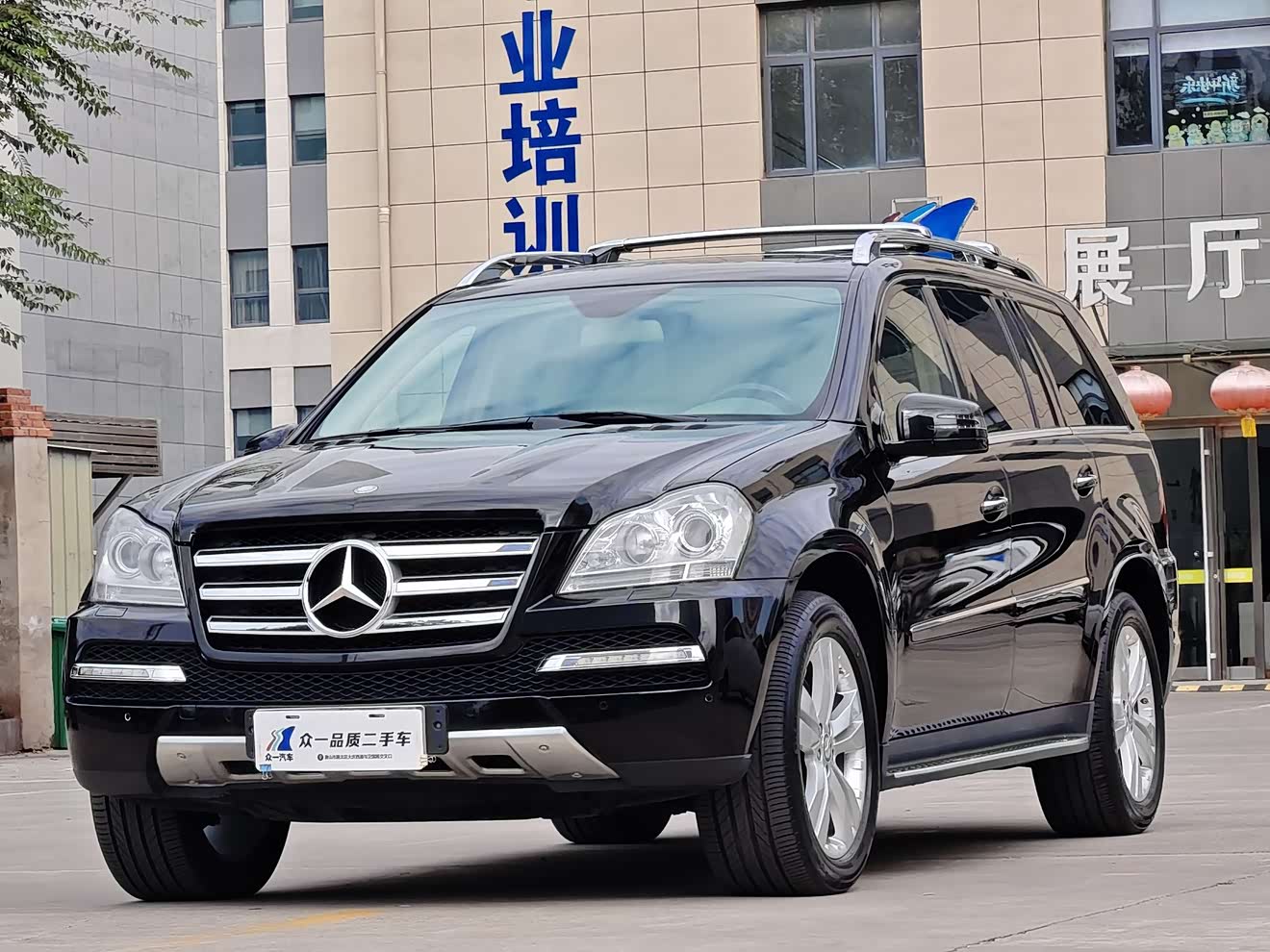 Mercedes-Benz GL Class 2011 car image 