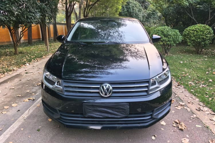 Volkswagen Santana 2021 car image #3
