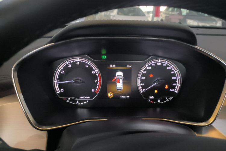 GEELY Coolray 2021 #12 GEELY Coolray 2021 car image #12