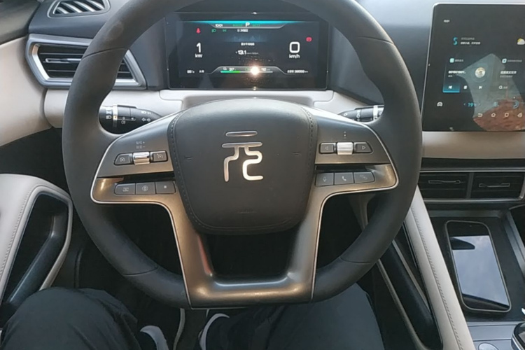 BYD YuanUP 2024 car image #11