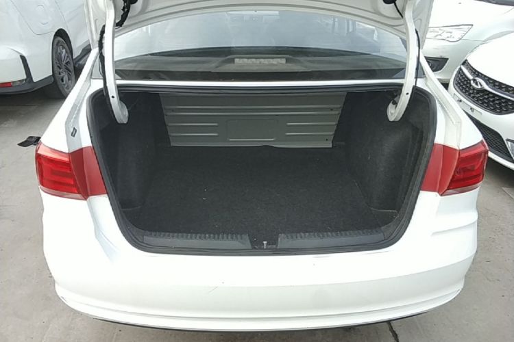 Volkswagen Santana 2017 #21 Volkswagen Santana 2017 car image #21