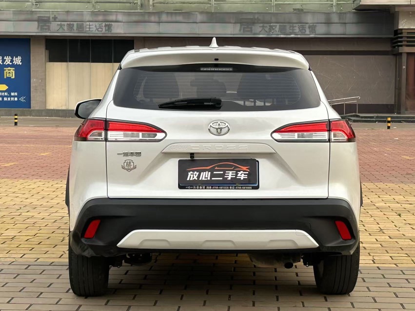 Toyota Corolla Cross 2023 #8 Toyota Corolla Cross 2023 car image #8