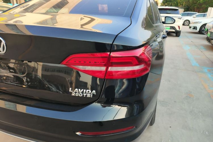 Volkswagen Lavida 2019 #8 Volkswagen Lavida 2019 car image #8