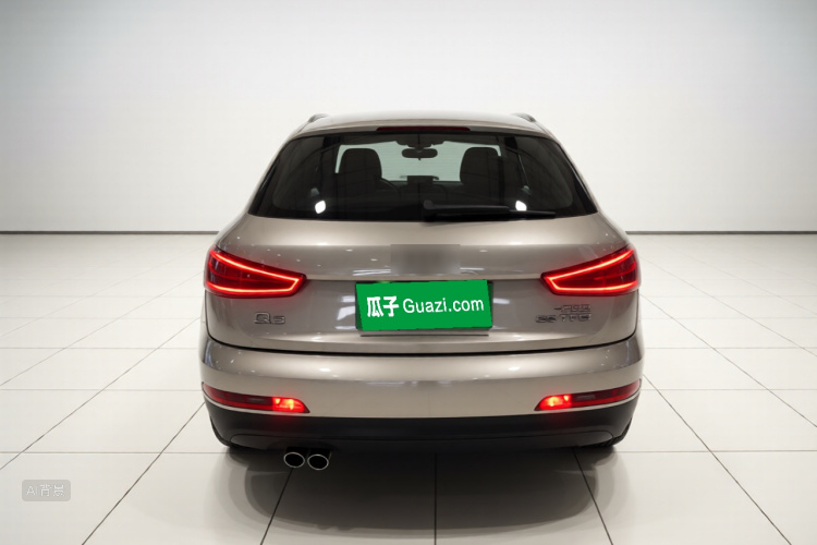 Audi Q3 2014 car image #6