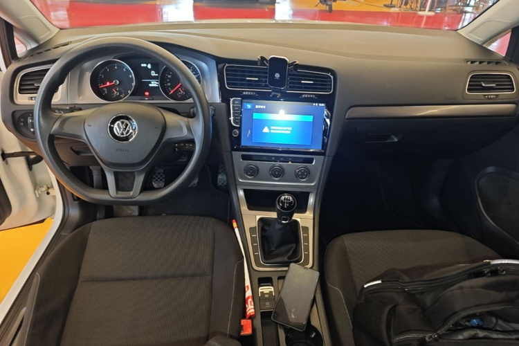 Volkswagen Golf 2017 #11 Volkswagen Golf 2017 car image #11