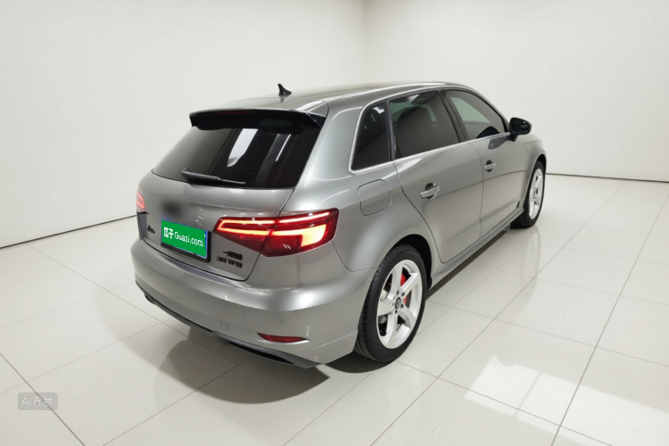Audi A3 2019 car image #7
