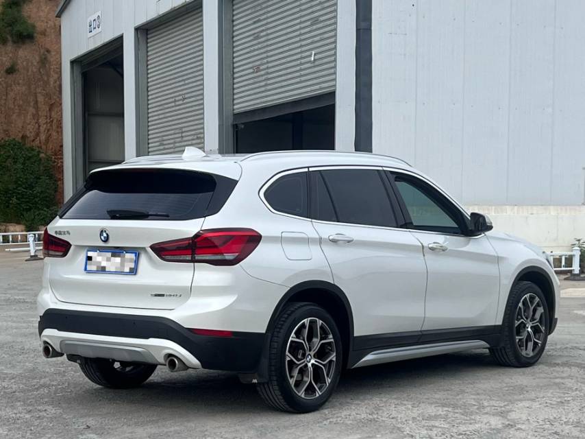 2021 car image #5