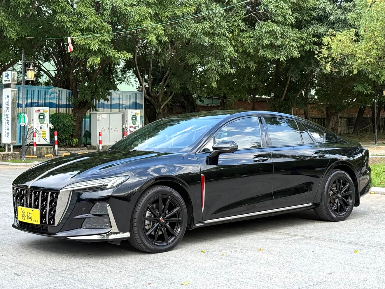 HongQi H6 2023 car image 