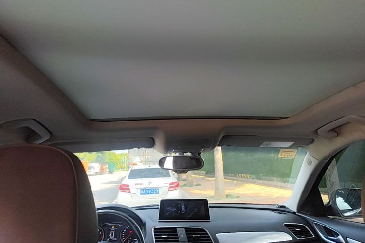 Audi Q3 2015 #18 Audi Q3 2015 car image #18