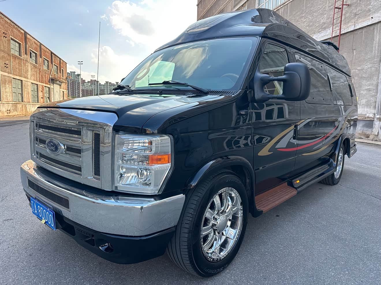 Ford E350 2016 Ford E350 2016 car image