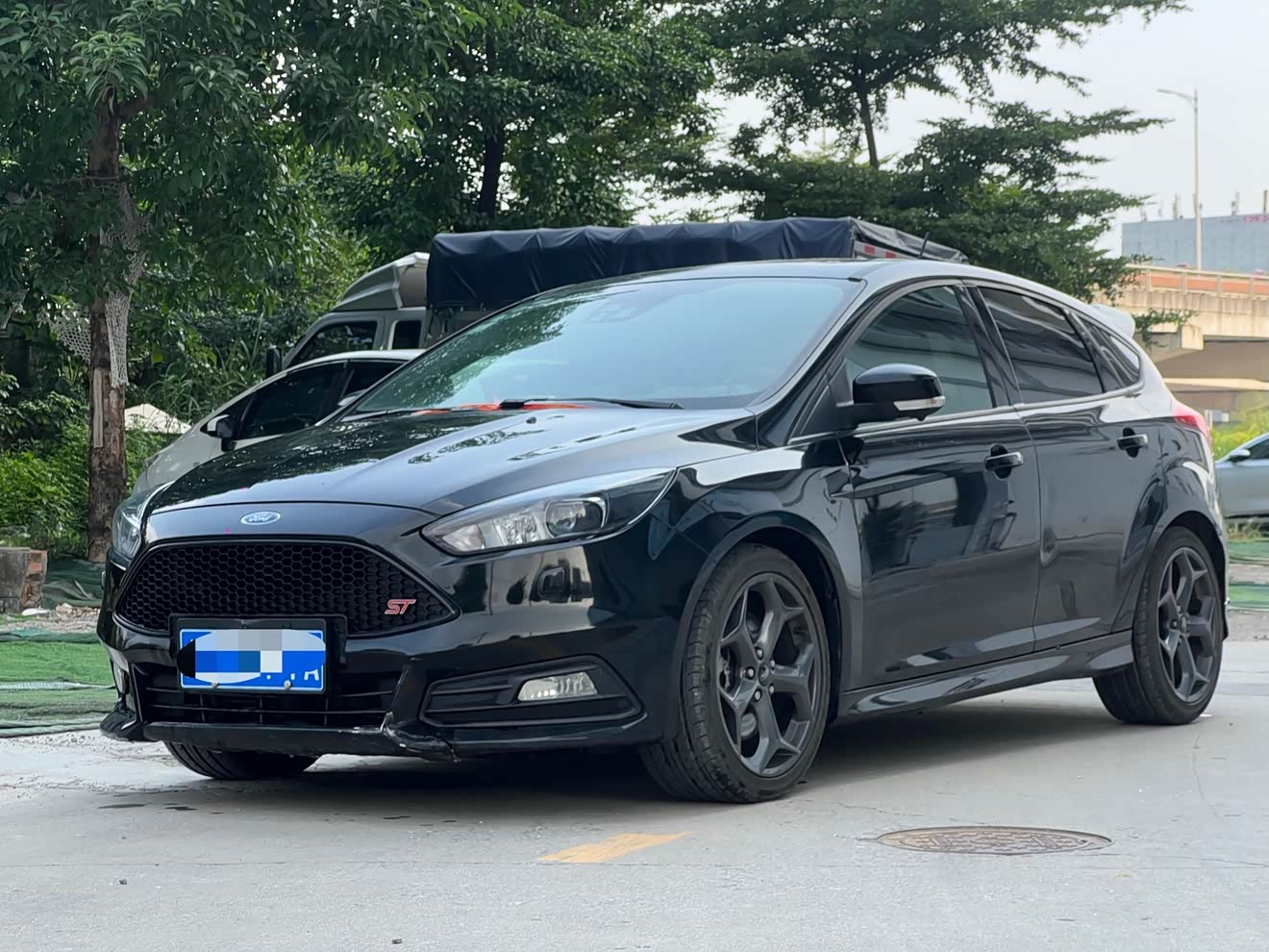 Ford Focus (Imported) 2018 Ford Focus (Imported) 2018 car image