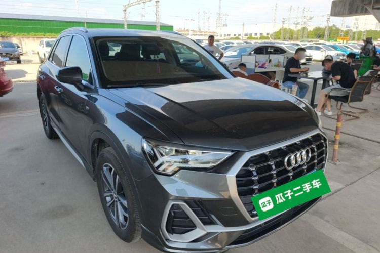 Audi Q3 2020 #4 Audi Q3 2020 car image #4