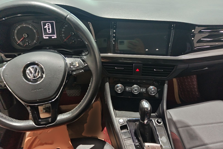 Volkswagen Bora 2019 car image #10