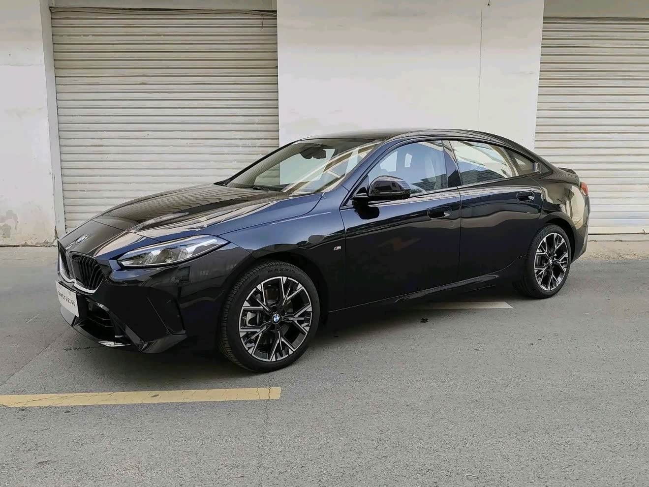 BMW 2 Series car image 