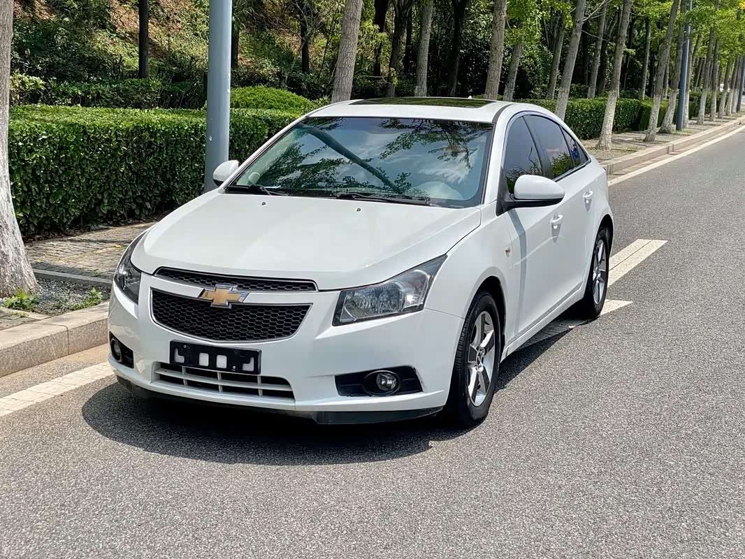 Chevrolet Cruze 2012 immagine di auto 