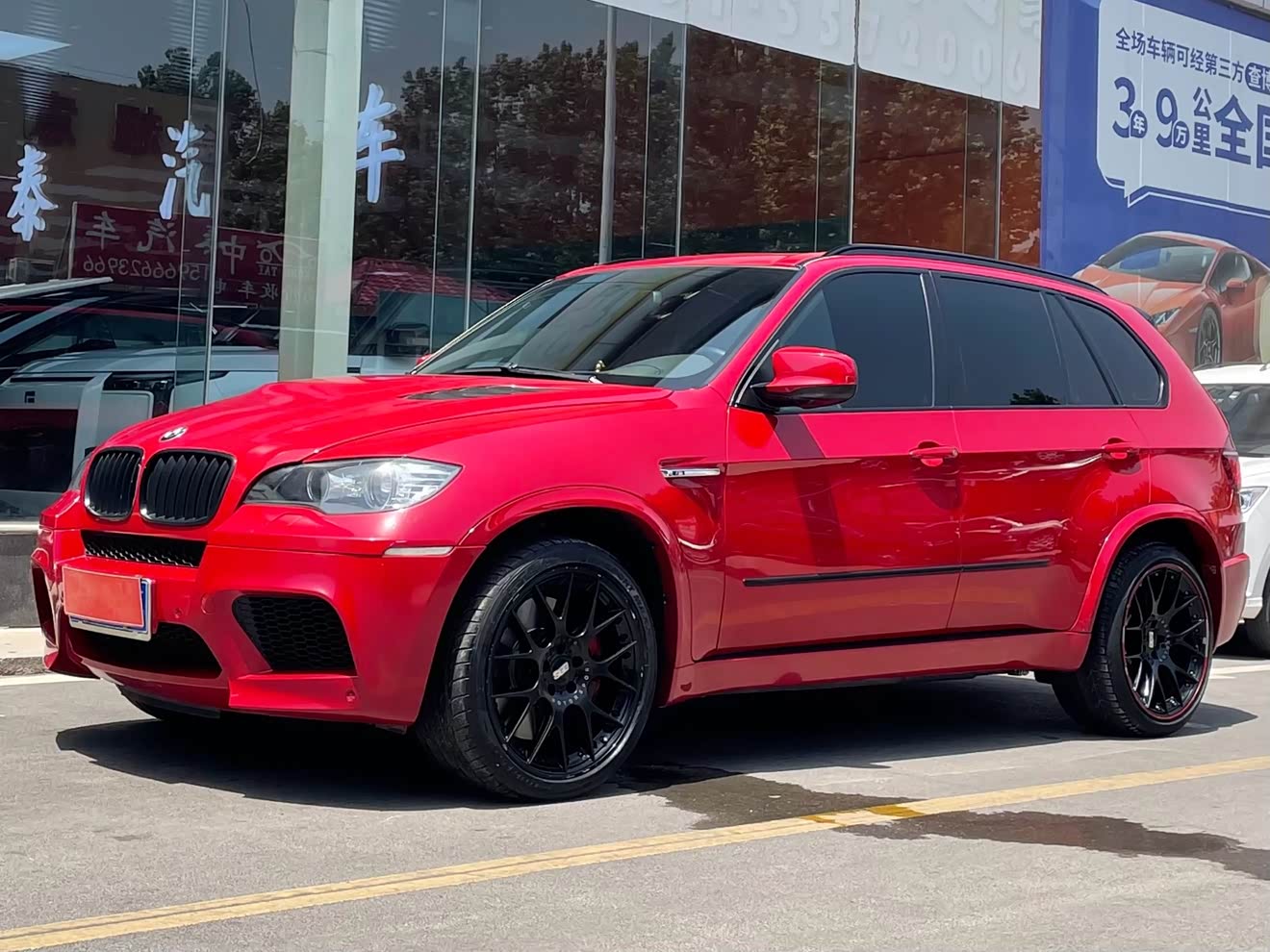 BMW X5 M 2010 car image 