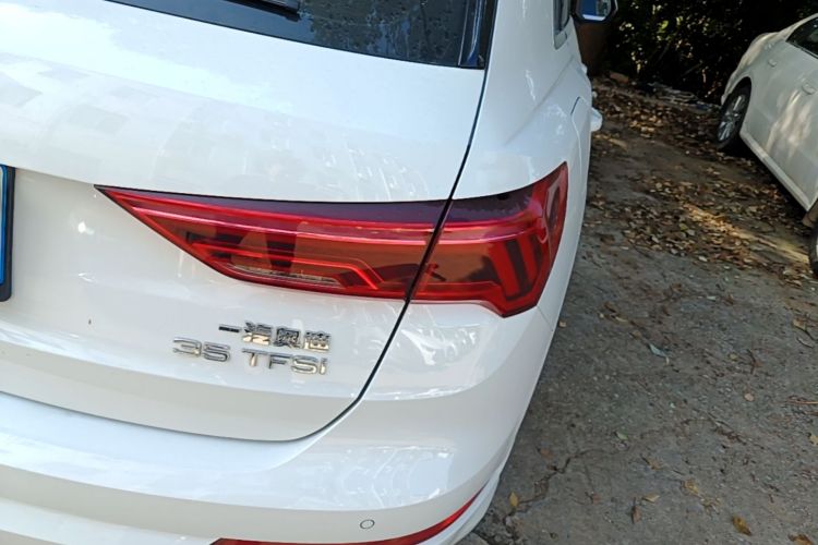 Audi Q3 2021 #8 Audi Q3 2021 car image #8