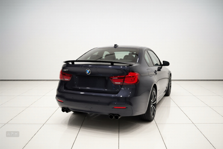 BMW 3 Series GT 2019 #6 BMW 3 Series GT 2019 car image #6