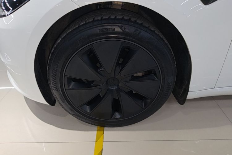 Tesla Model 3 2025 #9 Tesla Model 3 2025 car image #9