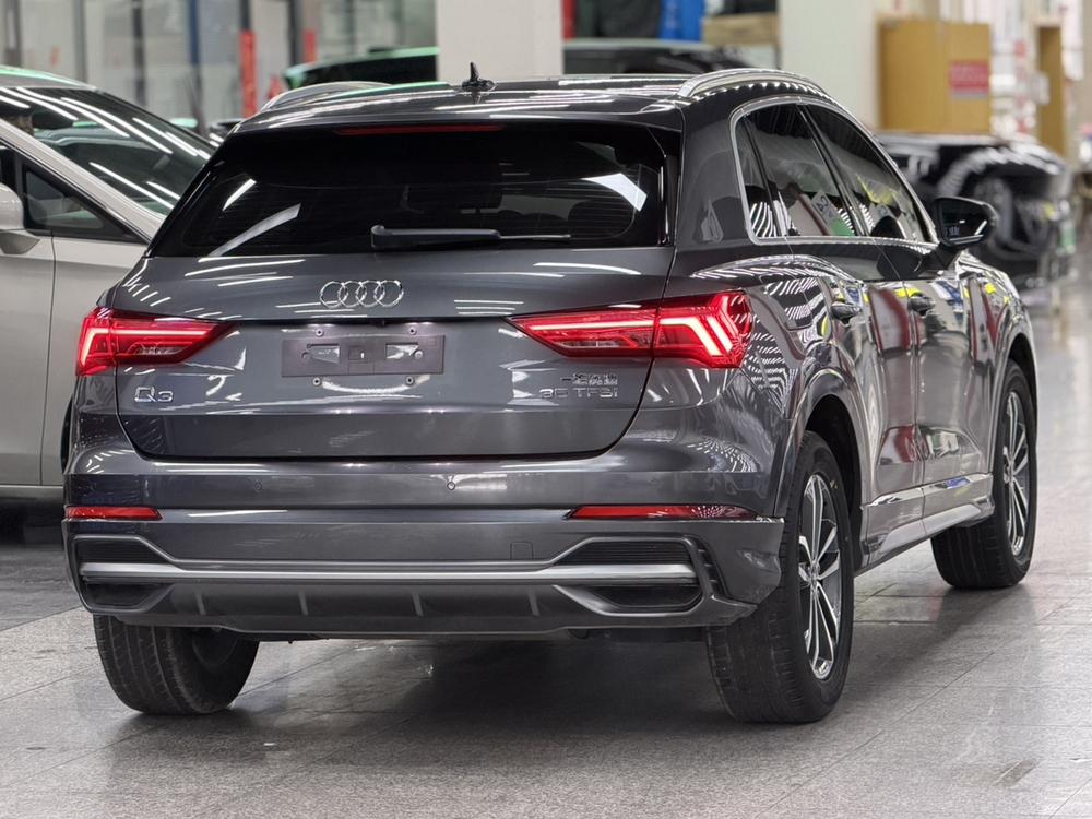 Audi Q3 2023 immagine di auto #6