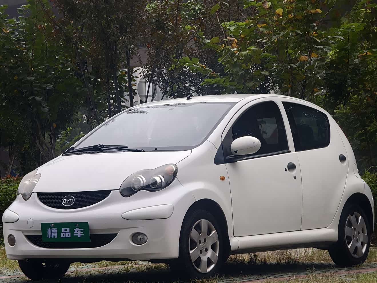 BYD F0 2014 car image 