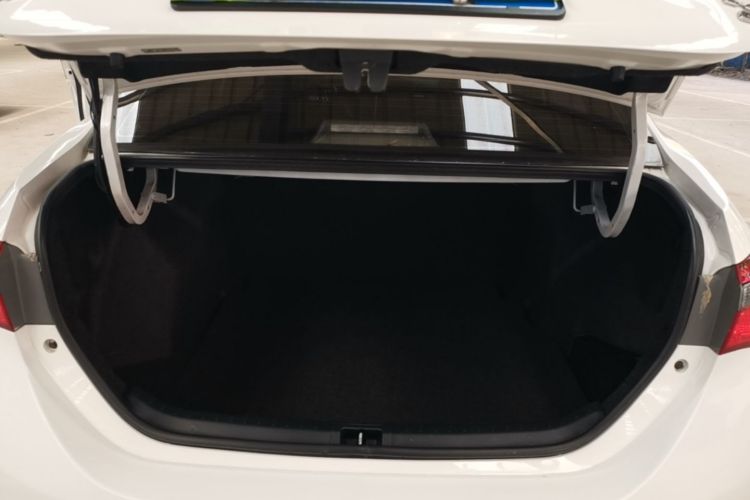 Toyota Corolla 2018 #19 Toyota Corolla 2018 car image #19