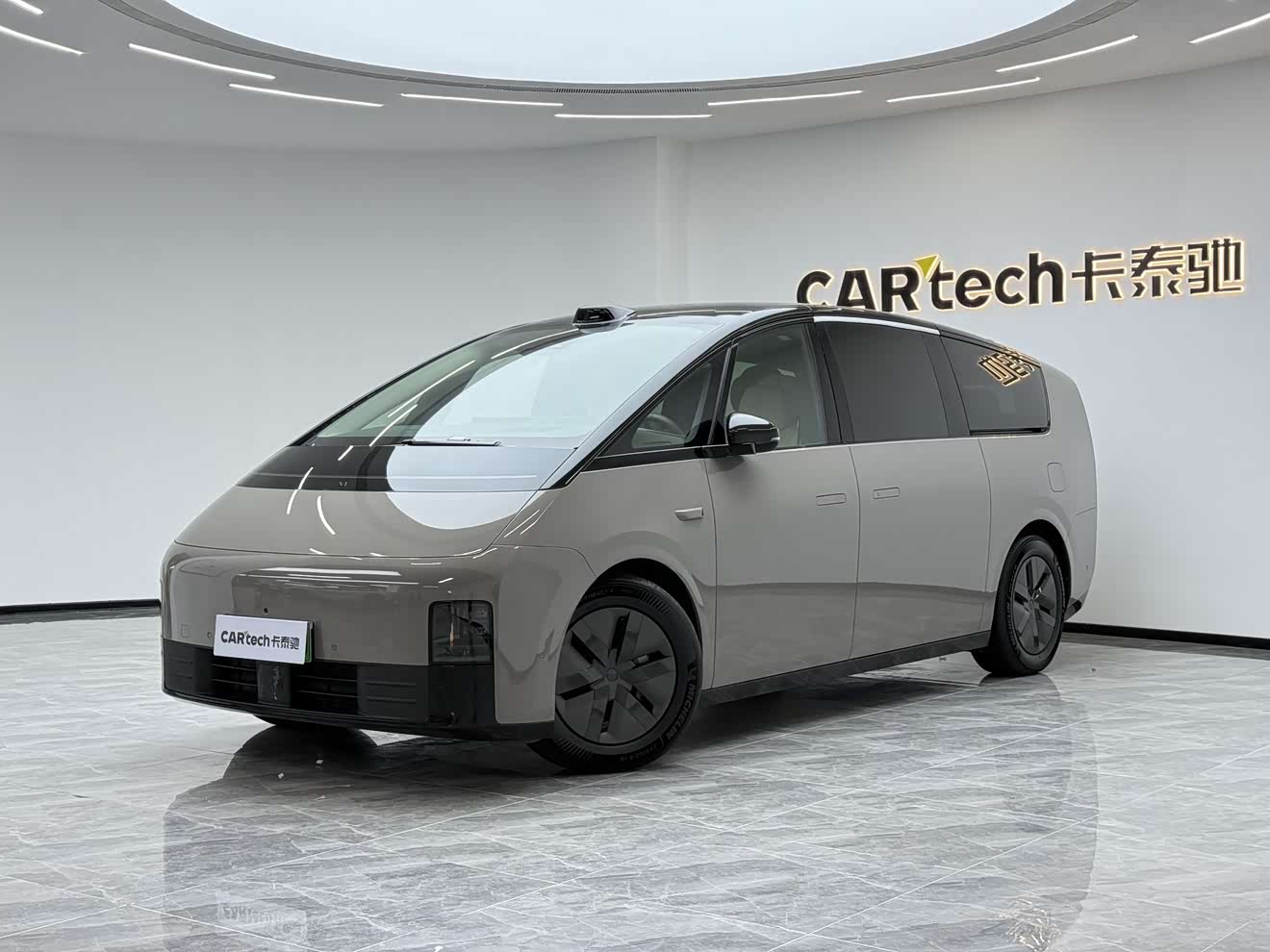 Li Mega 2024 汽车图片 