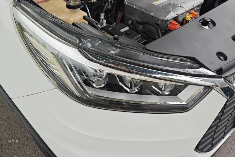 BYD Yuan New Energy 2019 car image #8