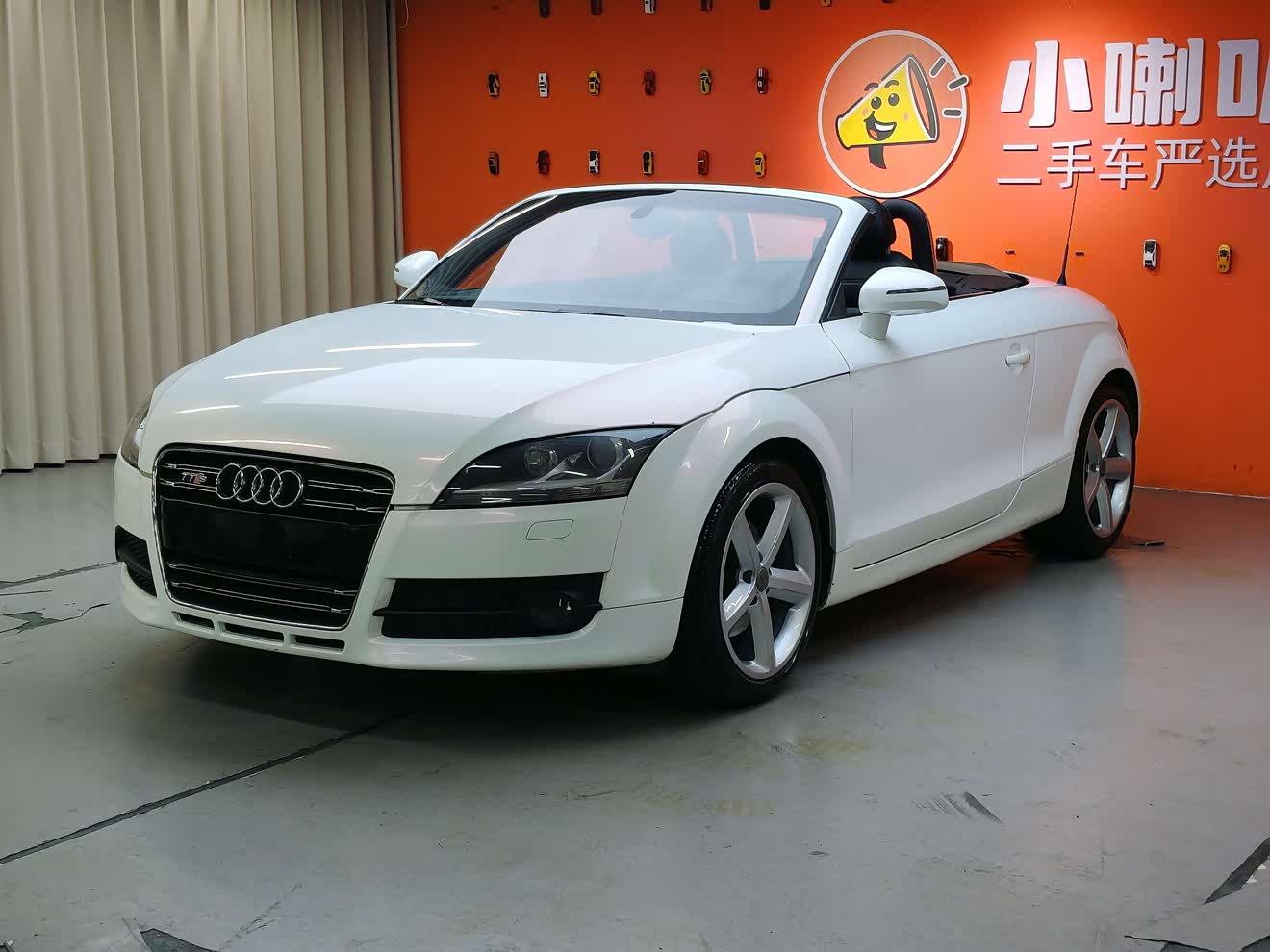 Audi TT 2009 Audi TT 2009 car image