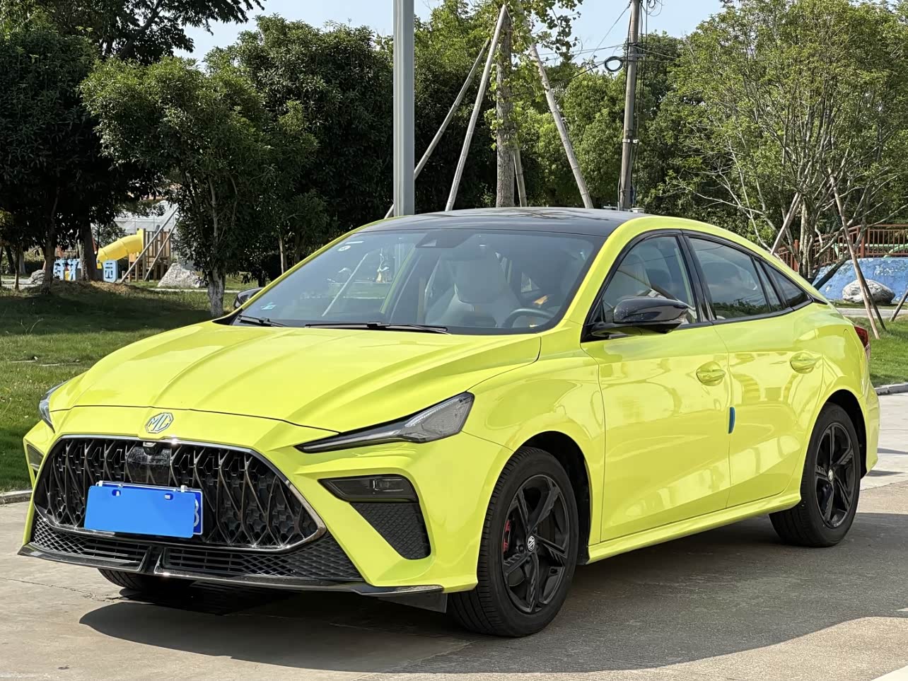 MG 5 Scorpio 2022 MG 5 Scorpio 2022 car image