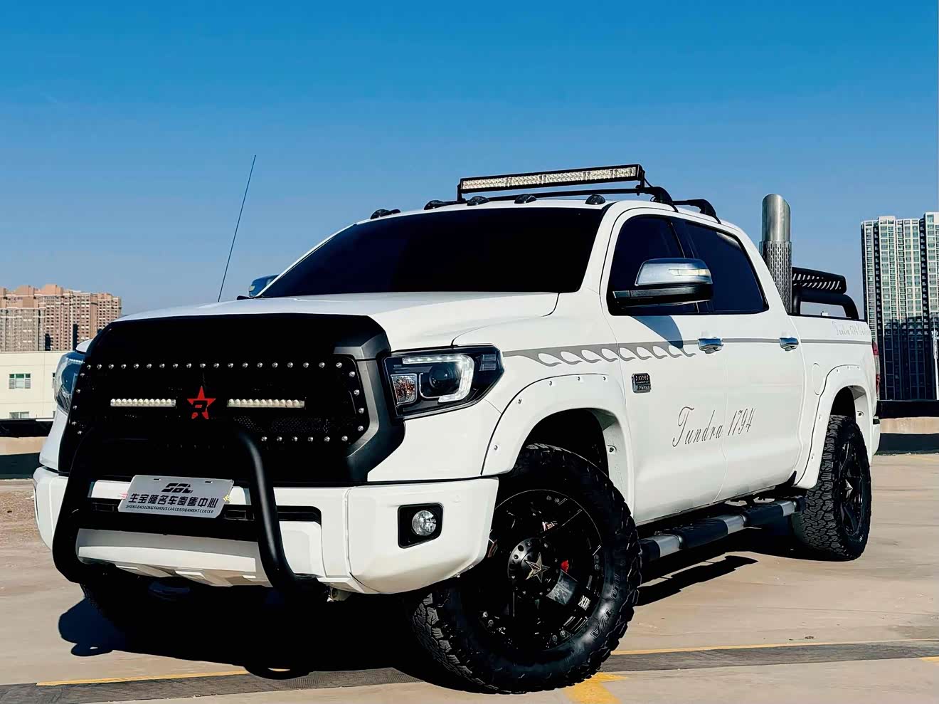 Toyota Tundra 2015 Toyota Tundra 2015 immagine di auto