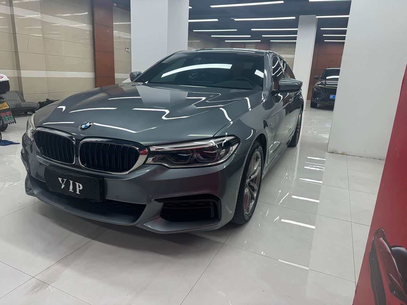 BMW 5 Series (Imported) 2020 car image 