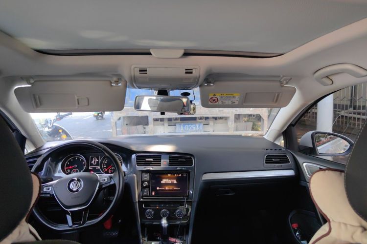 Volkswagen Golf 2019 #16 Volkswagen Golf 2019 car image #16