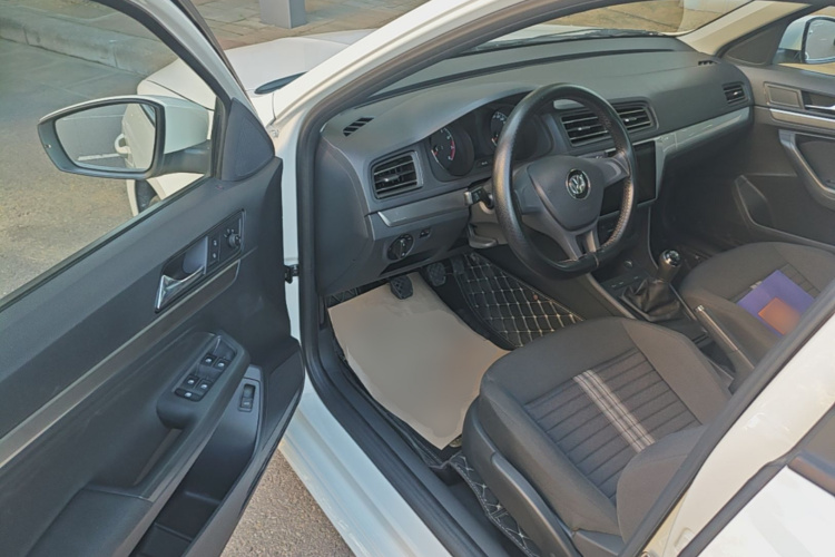 Volkswagen Lavida 2022 car image #12