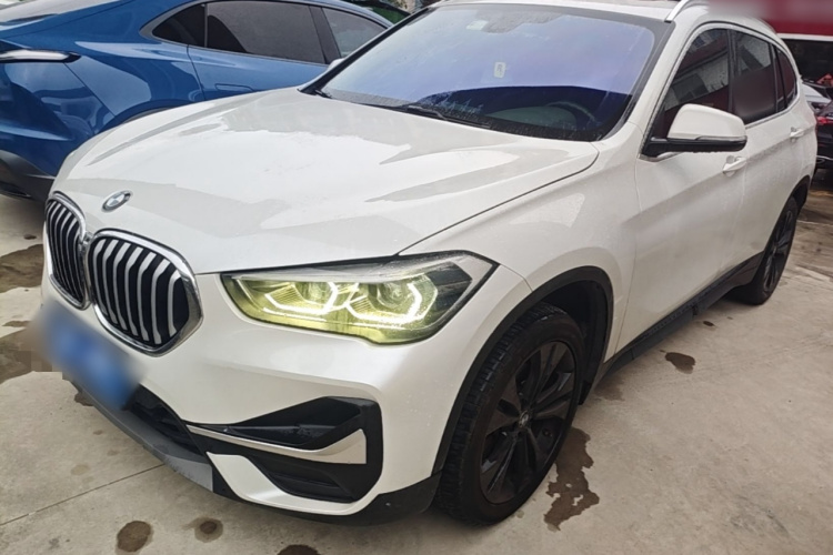 BMW X1 2020 car image #2