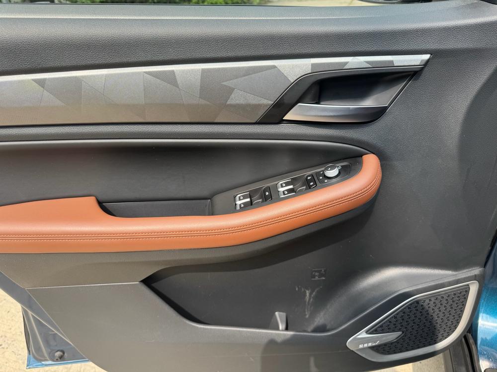 GEELY Vision X6 2022 #11 GEELY Vision X6 2022 car image #11