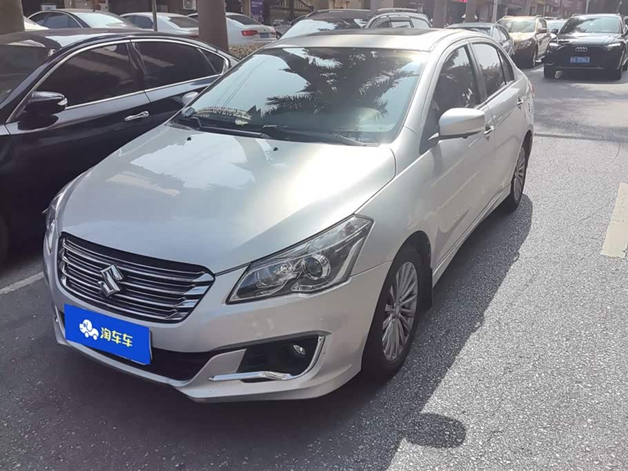 Suzuki Ciaz 2015 汽车图片 