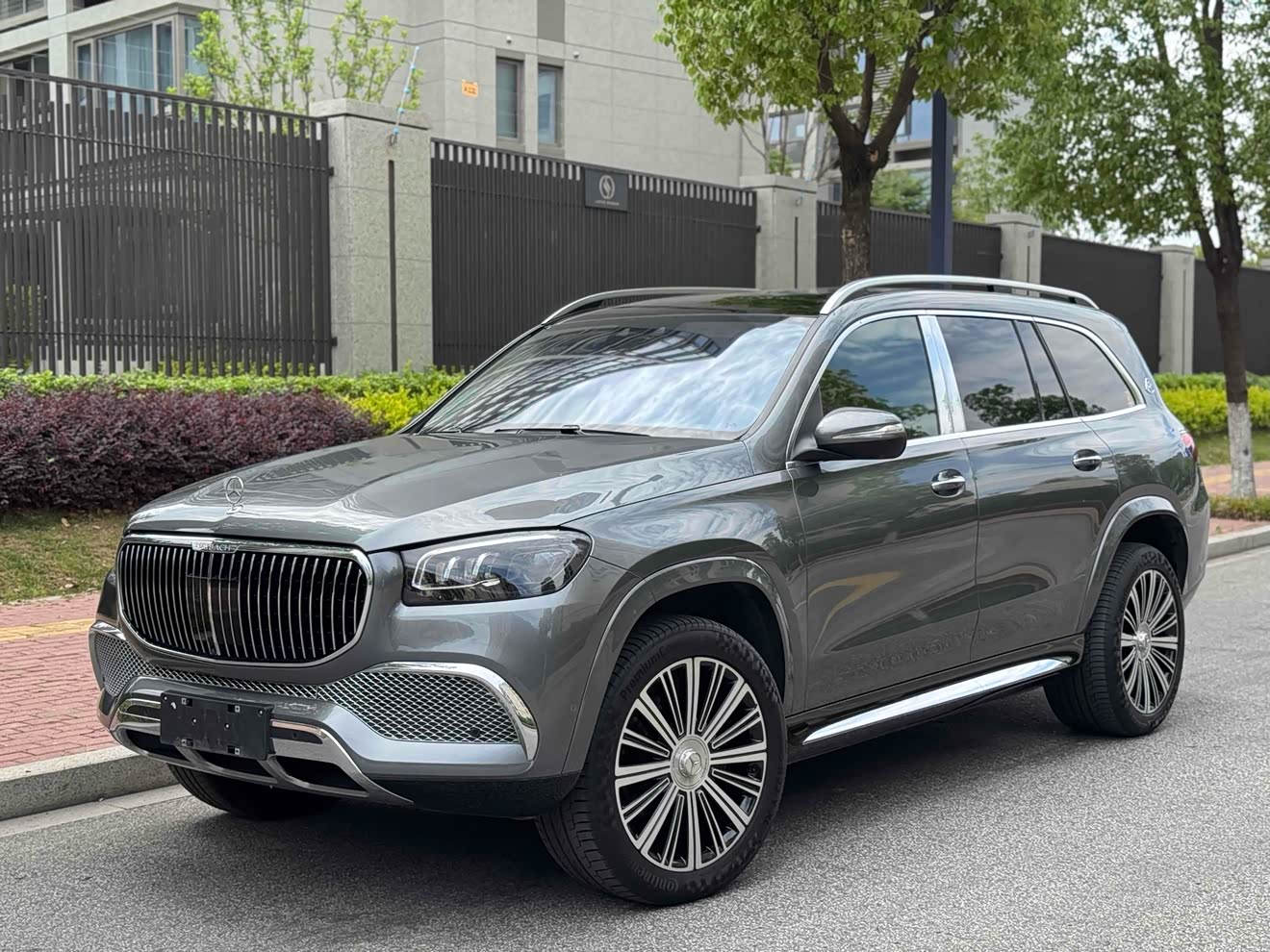 Mercedes-Benz Maybach GLS 2021 car image 