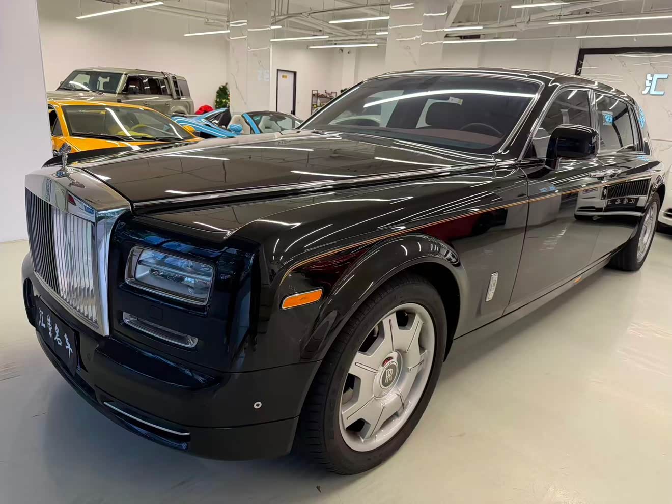 Rolls-Royce Phantom 2014 Rolls-Royce Phantom 2014 汽车图片