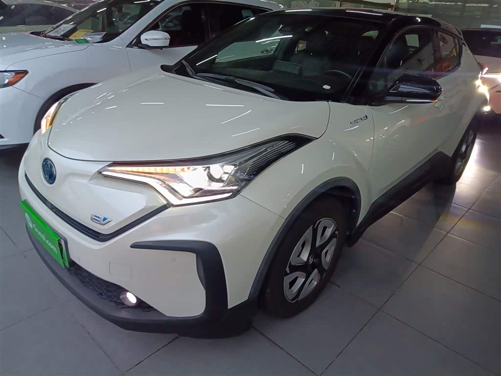 Toyota C-HR EV 2020 Toyota C-HR EV 2020 immagine di auto