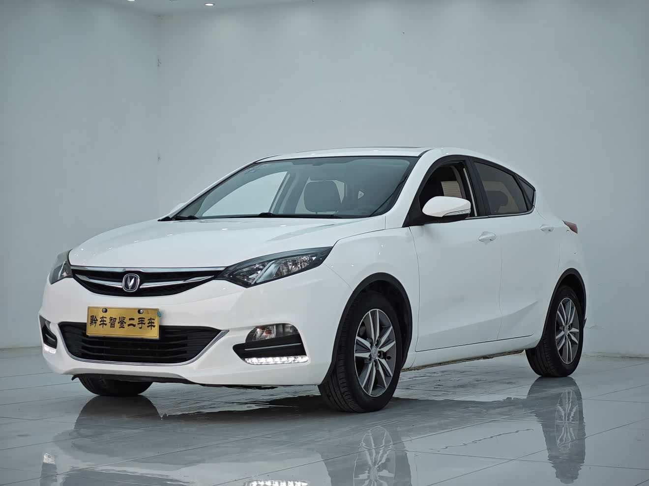 Changan Eado XT 2018 car image 